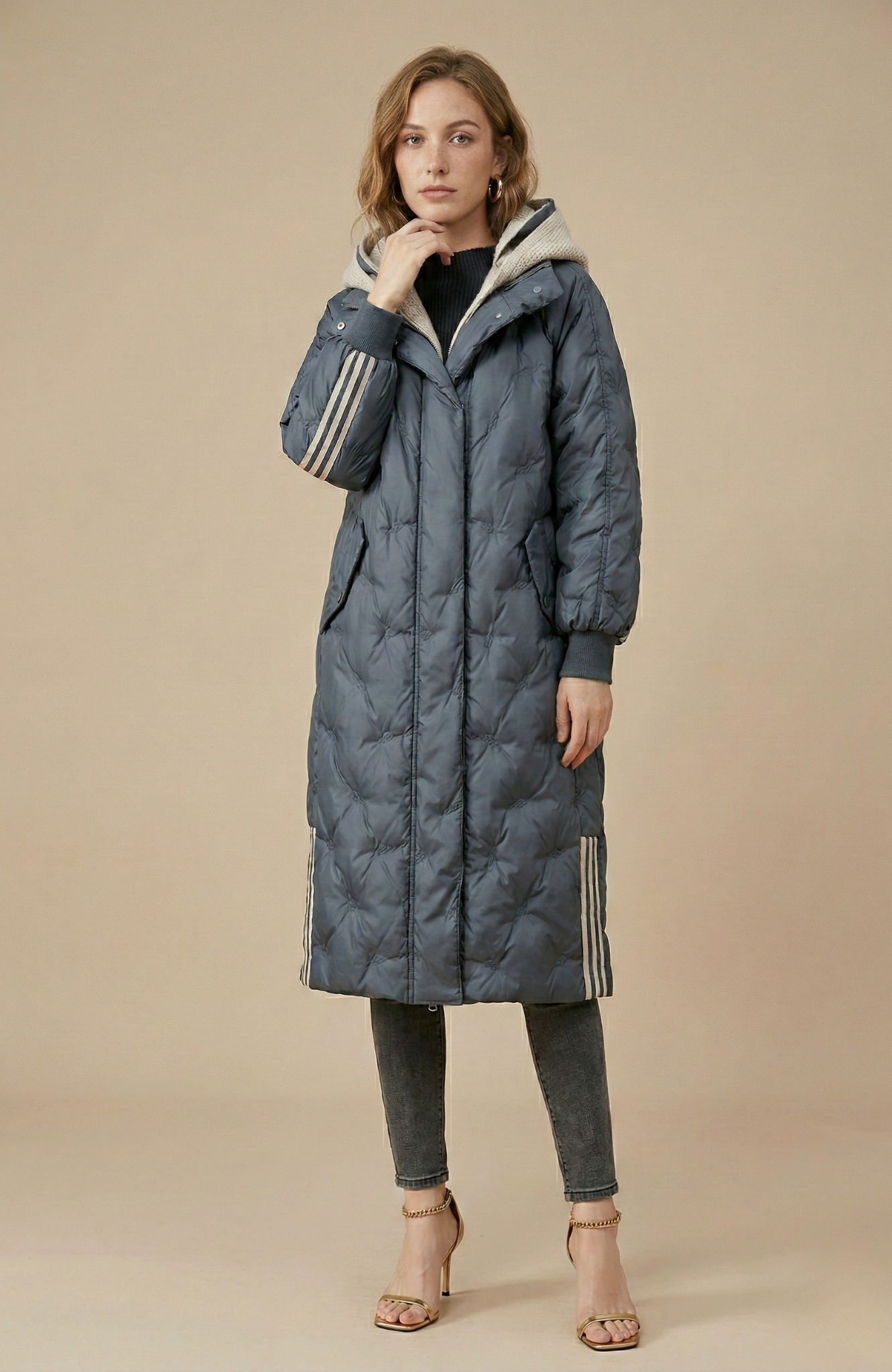 Women's Quilted Longline Puffer Coat - Diamond Quilt - Snap Button - Hooded