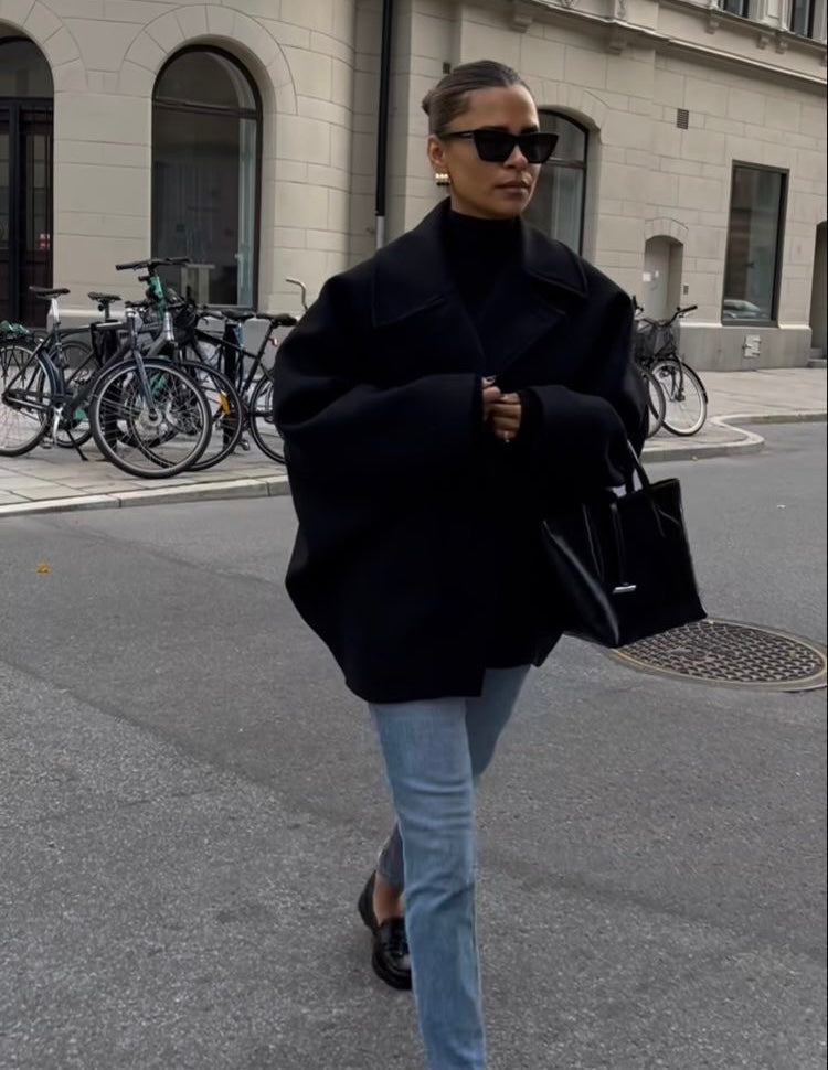 Women's Oversized Cropped Coat - Shirt Collar - Single Breasted - Batwing Sleeve - Hip Length