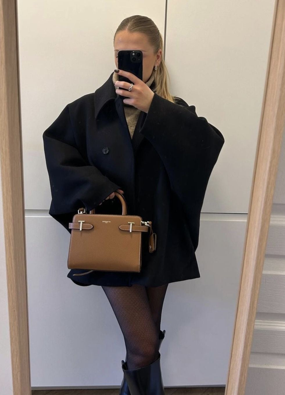 Women's Oversized Cropped Coat - Shirt Collar - Single Breasted - Batwing Sleeve - Hip Length