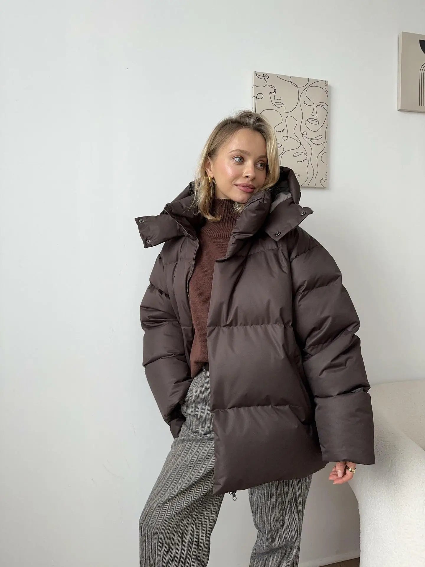 Women’s Puffer Jacket – Oversized Hooded Zip Front Coat with Padded Construction